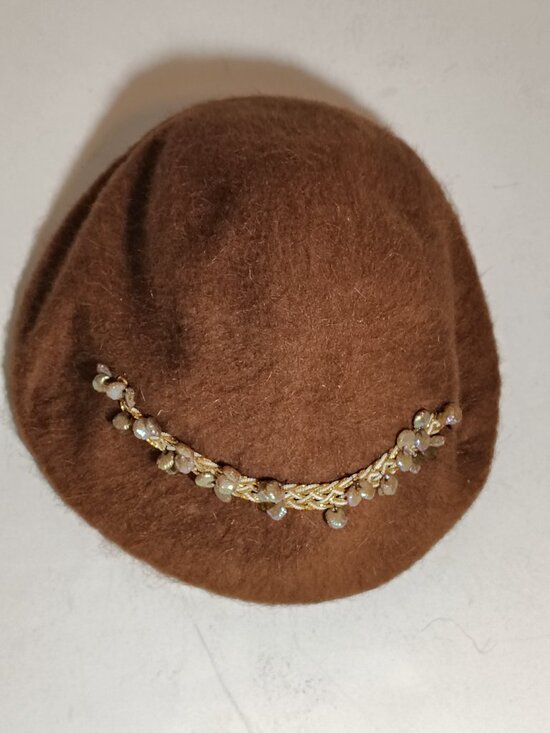 Vintage 1940s Wool Beret Merrimac Hat Corp Camel Brown Beaded Flapper Size 22.5 main image 6